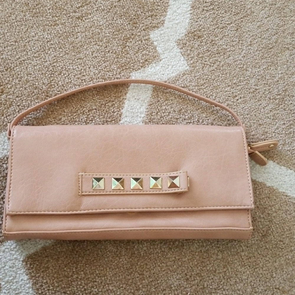 CHOCOLATE NEW YORK BEIGE CLUTCH BAG
